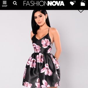 Fashion Nova Sunday Kisses Dress